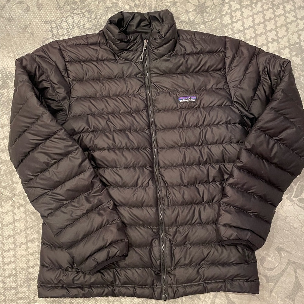 Men’s Patagonia down jacket